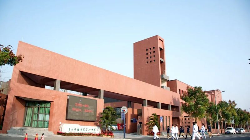 电子设计调试：远程接入设备的关键作用与选型要点**